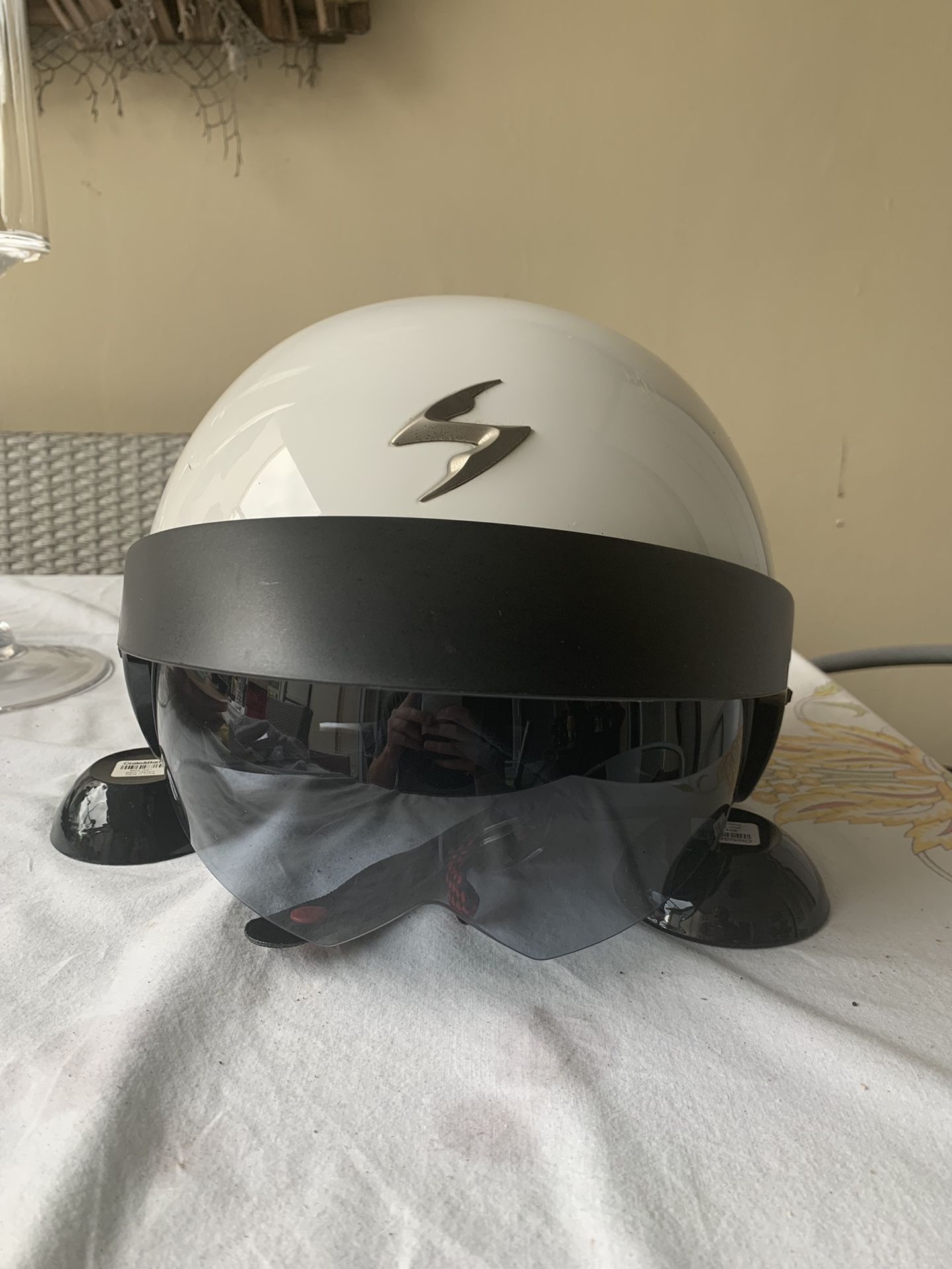 Motorcycle helmet