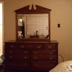 Broyhill Dresser With Mirror