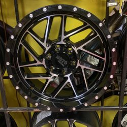 20” Moto Metal M098