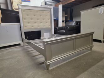 Modern Silver / Leather Tufted Full Size Bed Frame