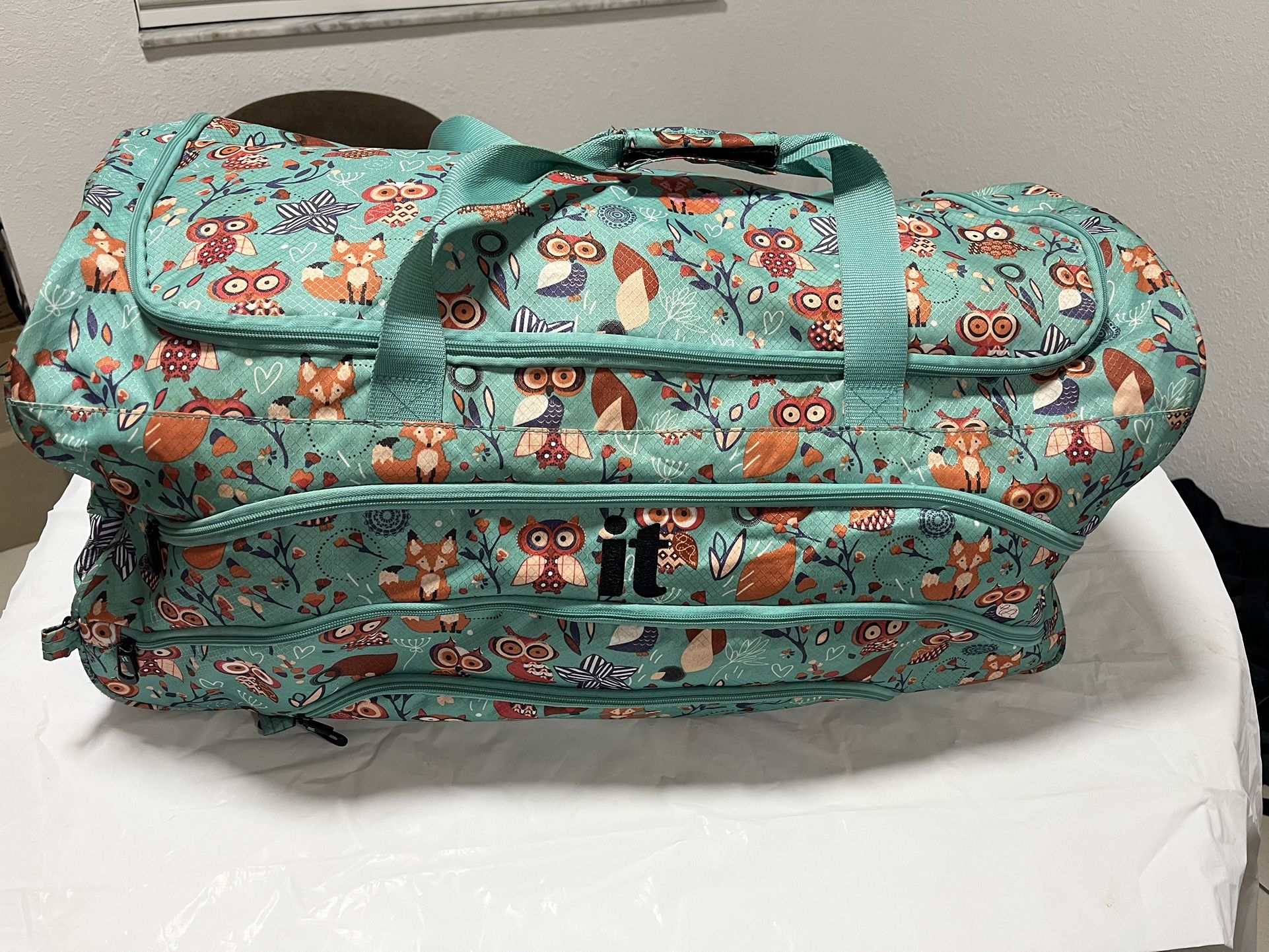 it luggage Rolling Duffle Bag 31in