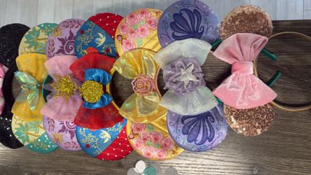 7 Pairs Of Minnie Ears