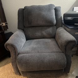 Recliner Almost New