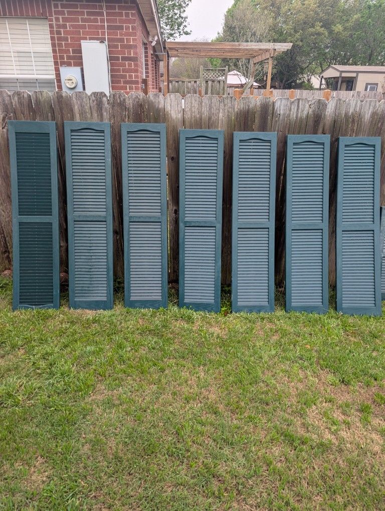 Vinil Window Shutters