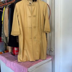 Leader Coat