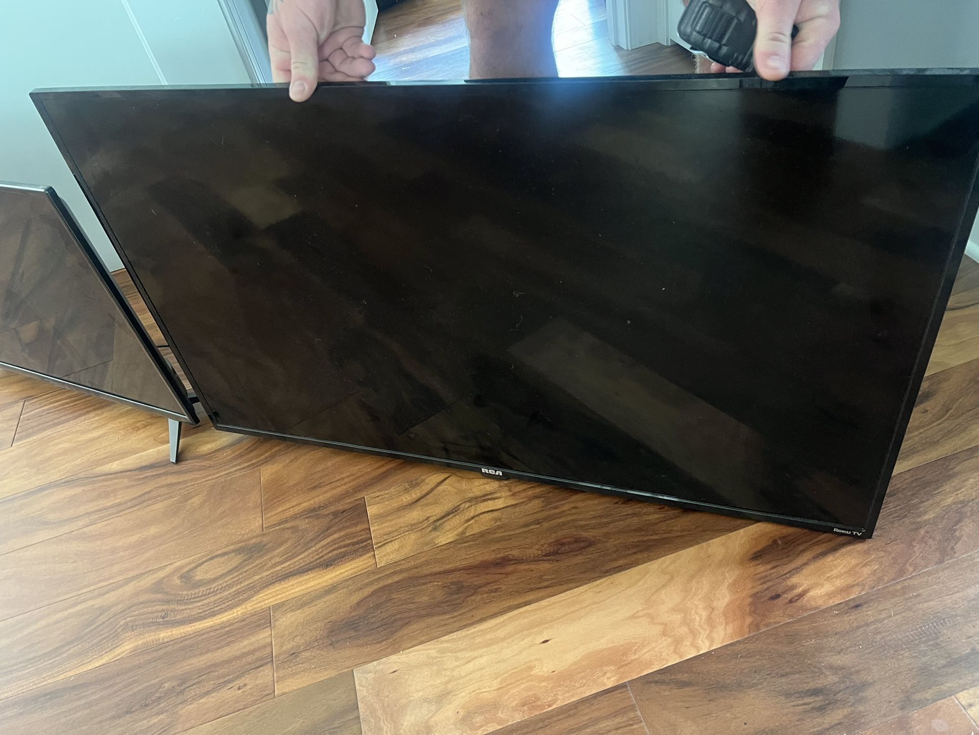 RCA Roku Tv