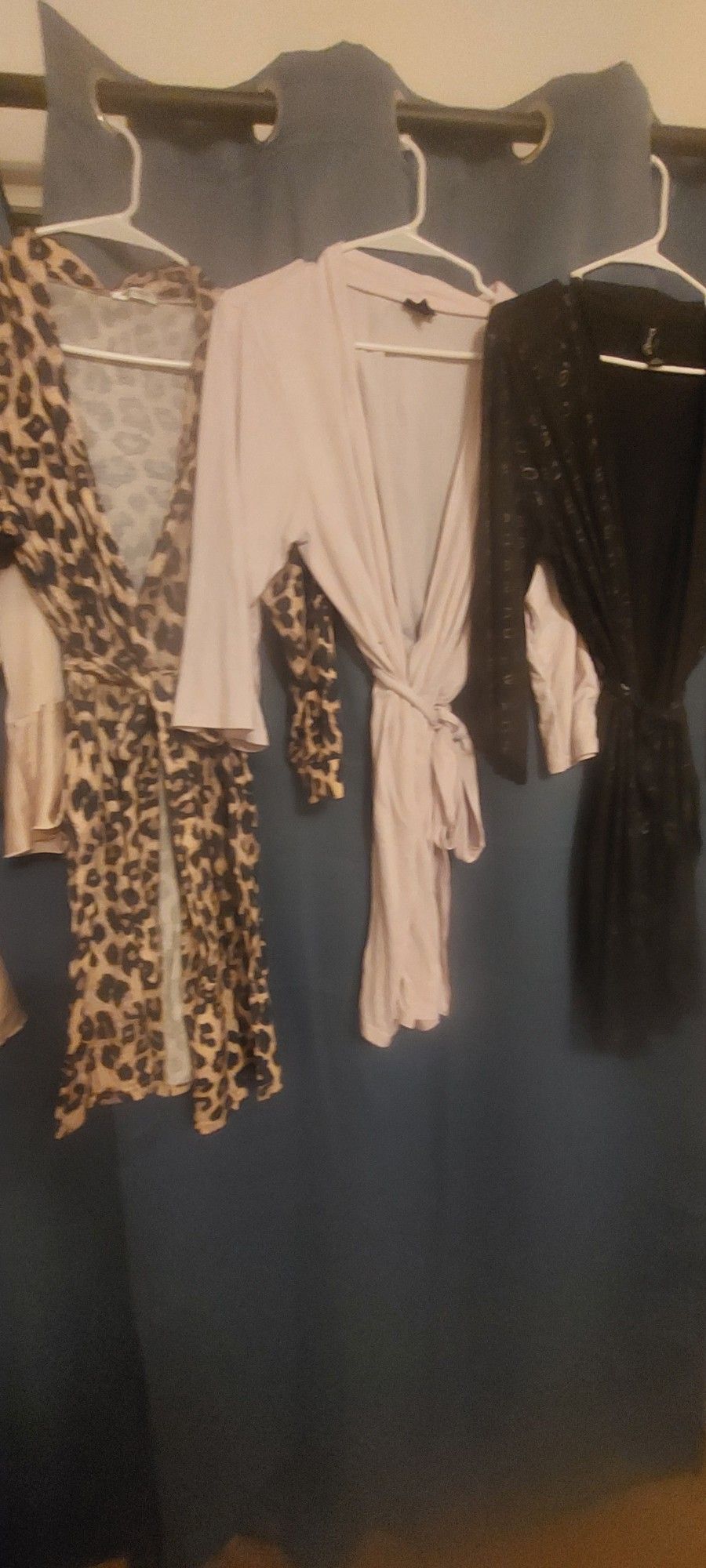 Robes Size L-xl