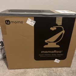 4moms Mamaroo baby Swinger