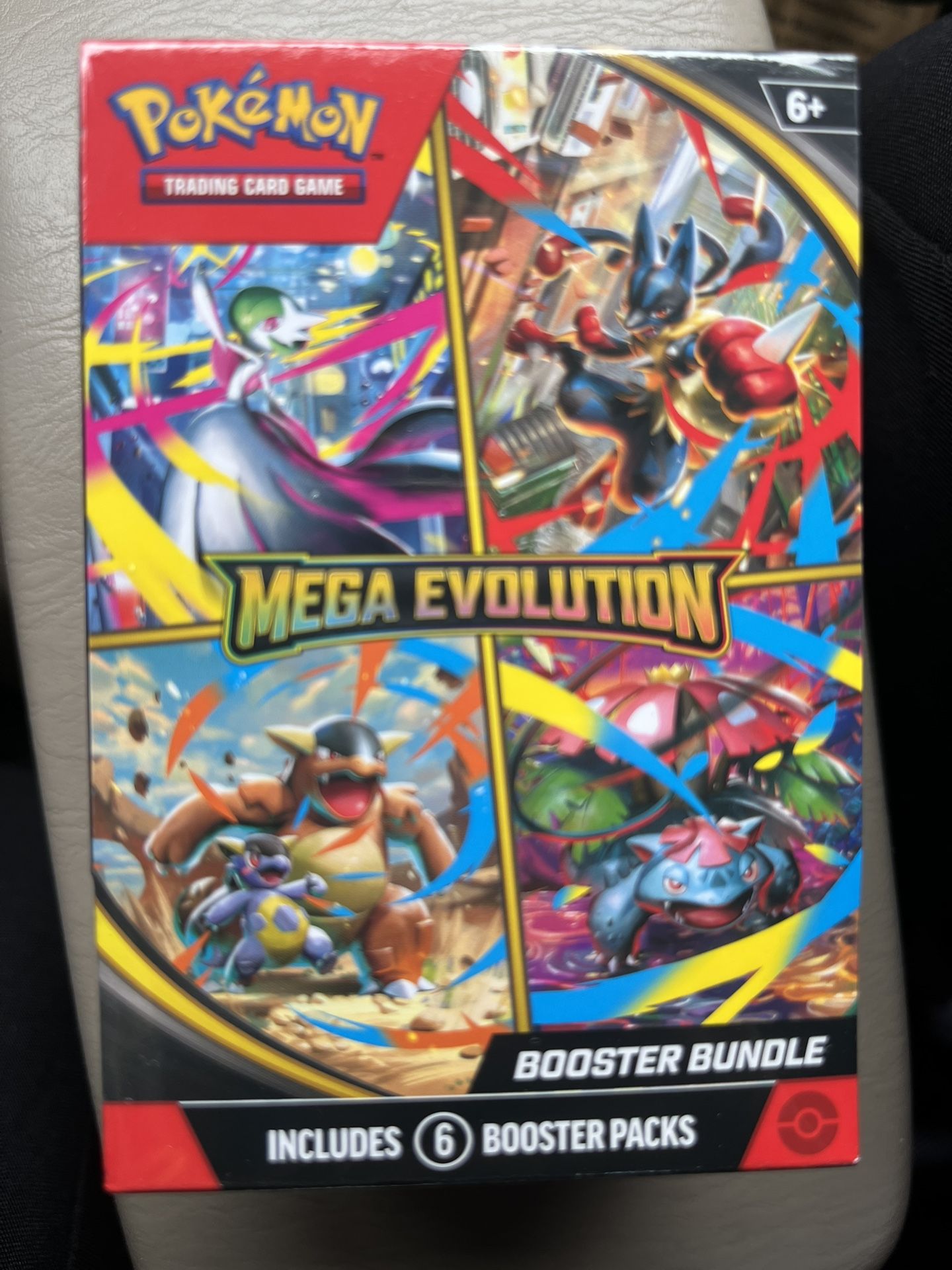 Pokémon Mega Evolutions Booster Bundle
