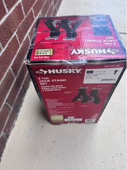 Husky 2 ton Jack Stands