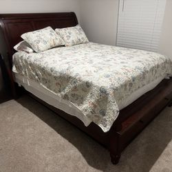 Queen Sleigh Bed Only $200. Cash 
