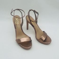 Indoor Yard Sale | 100+ Women’s Shoes (Sz 3–12) + Curated Finds 