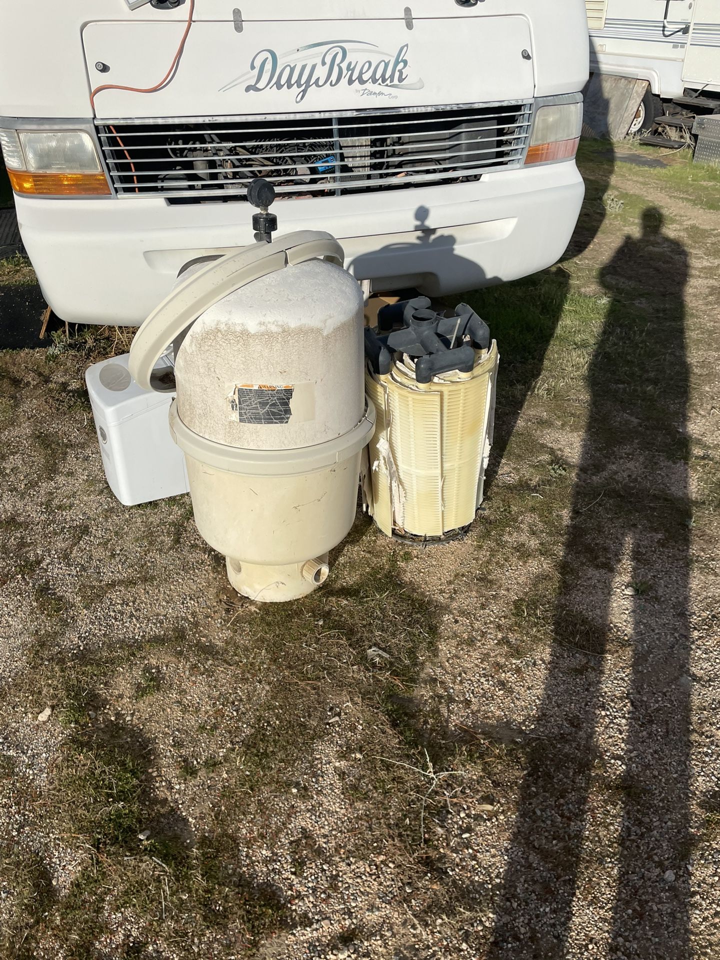 Free Pool Filter And Working Icemaker