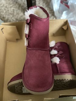 UGG BOOTS