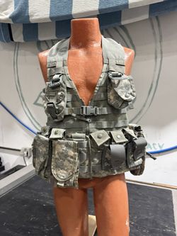  US Army Chest Rig/FLC  Bundle Includes 10 Pouches ,1 Waist/butt Pack, And Canteen