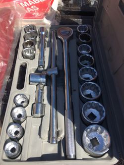 21 Piece Socket Wrench Set