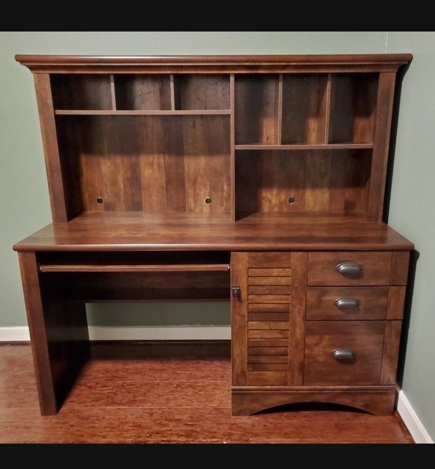 Work Desk