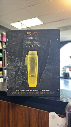 SC Pro Brushless Saber II Professional Metal Clipper