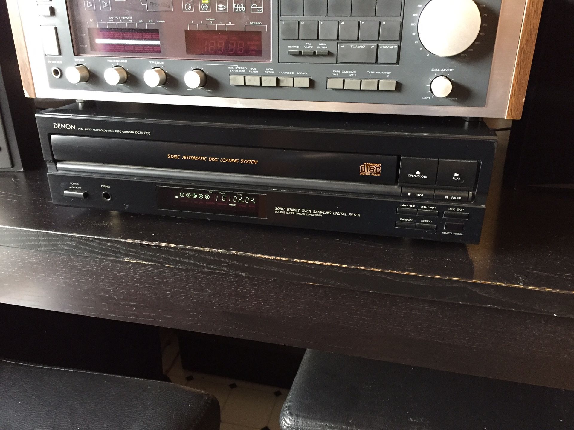 Demon 5 disc CD player