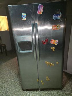 Refrigerator