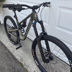 Mountain Bike 