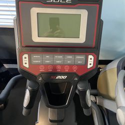 Elliptical and Stepper in One: Sole SC200 in mint condition