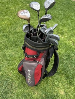 PICK UP ONLY! CASH ONLY! Golf Clubs Set