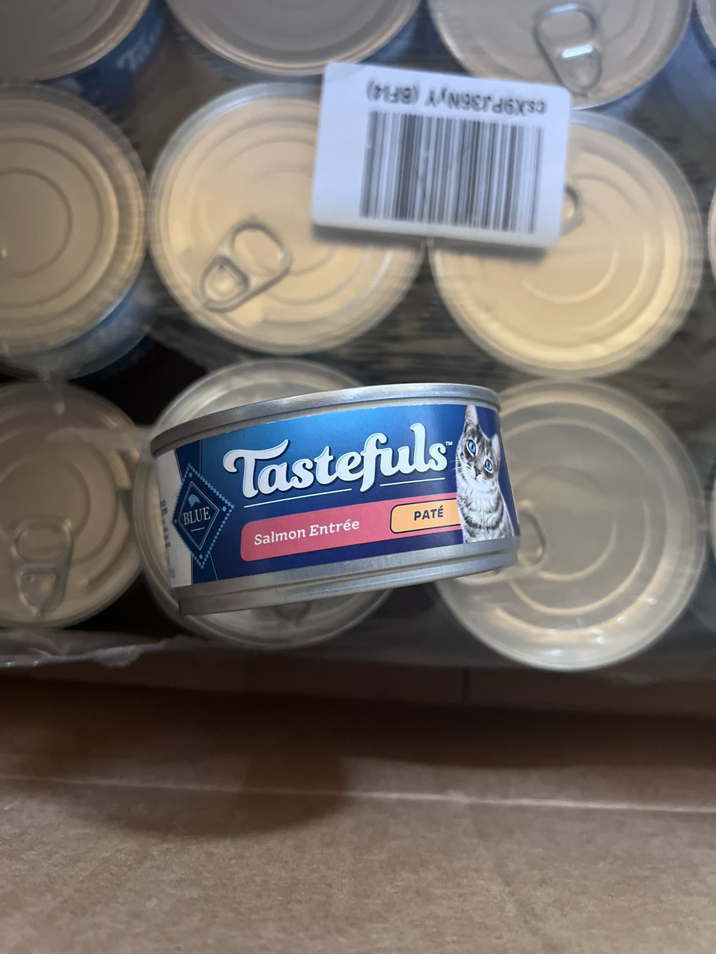 5.5oz BLUE BUFFALO CAT FOOD pate’ salmon Tastefuls Canned New