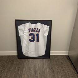 Professionally Framed Mike Piazza Signed Jersey