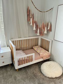 Babyletto crib/s (2 available) convertable