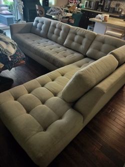 Sectional couch