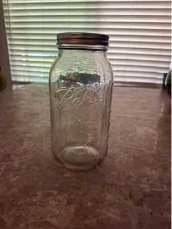 Ball 64oz jar- 1 only