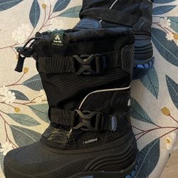 Kamik Kids Winter Snow Boots - Size 2