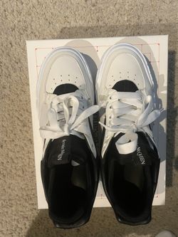 Alexander McQueen (runner’s)