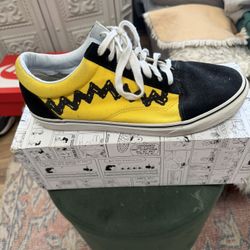 Vans Peanuts Charlie Brown