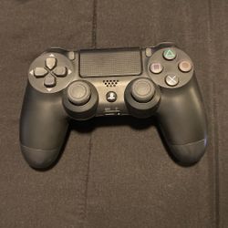 PS4 Controller 