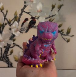 Godzilla Funko Pop 1348 Blacklight Entertainment Earth exclusive