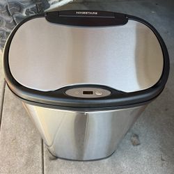 Stainless Steel Trash Can w/Sensor