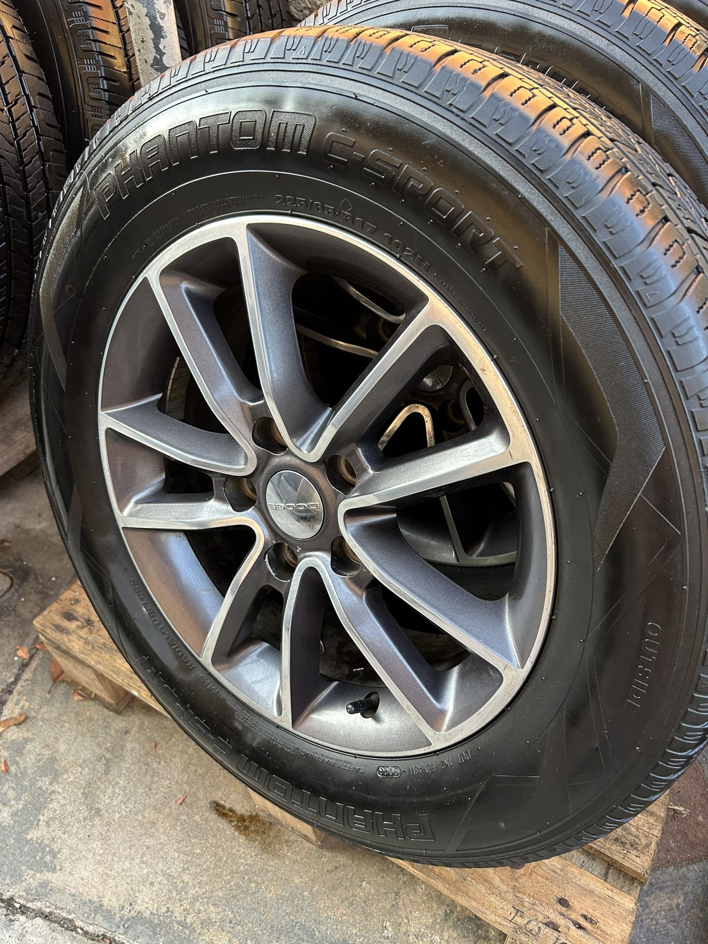 4- PHANTOM RADIAL SPORT 