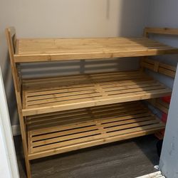 Shoe Rack – Space Saving & Good Condition