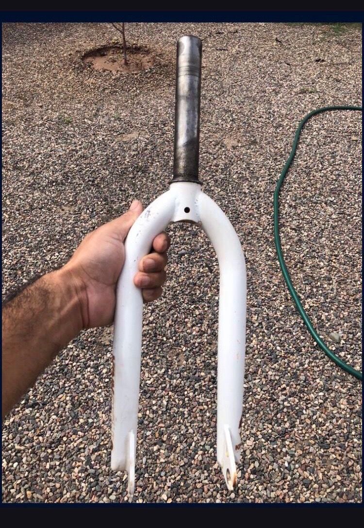 20” KINK STOUT FORKS 3/8 Drop Outs 1 1/8 Butted