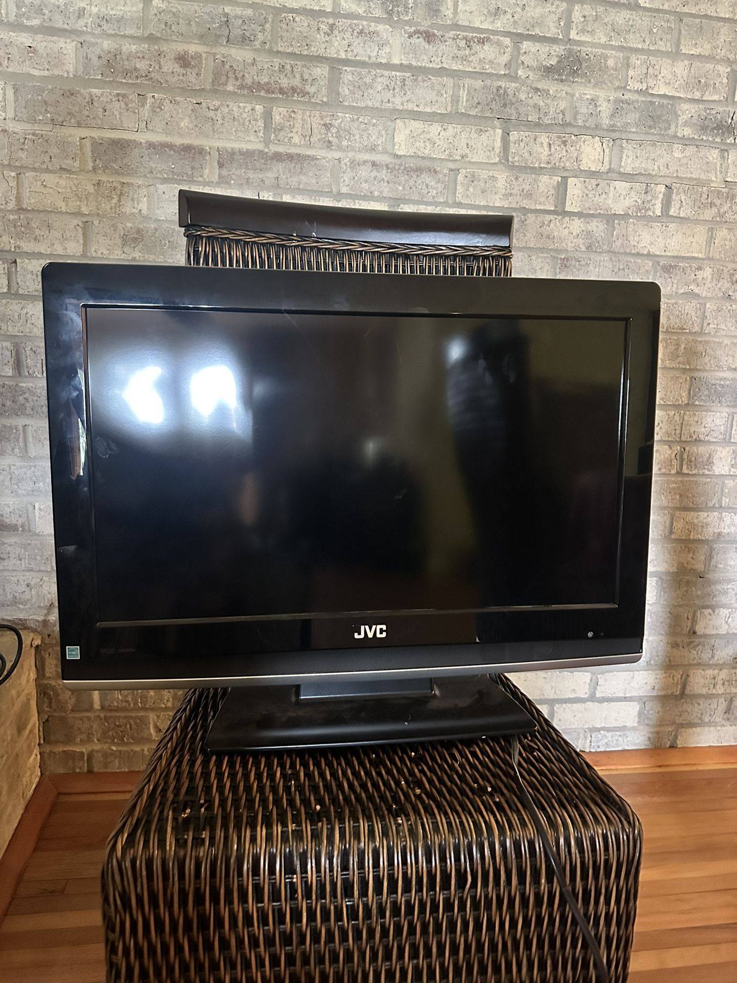 30 Inch TV