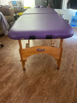 Earth Gear Massage table