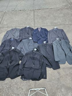 7 suits and 3 jackets size 46R 46L