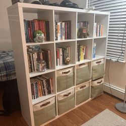 Book Shelf 