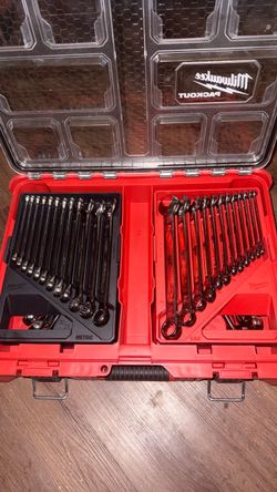 Milwaukee 30-Piece SAE & Metric Wrench Set w/ PACKOUT – NEW