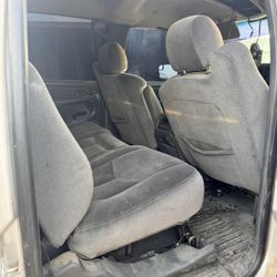 2006 Gmc sierra 2500 lbz duramax parts / part out