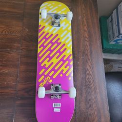 SKATEBOARDS SIZE 8.0
