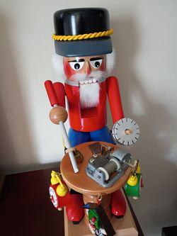 Steinbach Nutcracker Clockmaker w/🎵🎵🎵