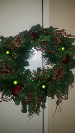Two wreth with ligths